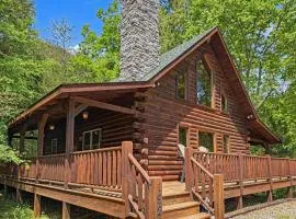 Cedar Ridge Cabin - Hot Tub Fire Pit and Trail Access