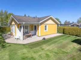 3 Bedroom Cozy Home In Hørve, Hotel in Hørve