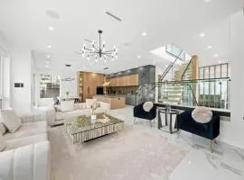 Modern Luxury Residence