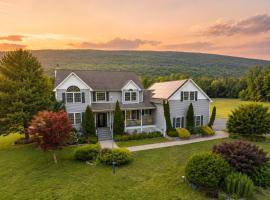 Malkita Aria Mountainview Retreat, khách sạn ở Woodbury