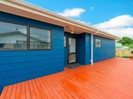 Stylish Trentham Retreat