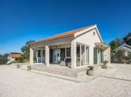 Oliveto with Pool Comfortable holiday residence