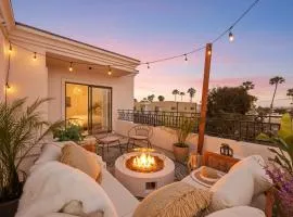 Coastal PB Retreat, King Suite, Firepit & Balcony
