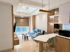 Homey Cozy Staycation Podomoro Apartment - Strategic Location