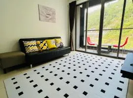Embun Retreat Palas Horizon, Cozy Apartment 3BR near Kea Farm Market