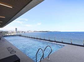 Pohang Hound Hotel Songdo Beach, хотел в Поханг