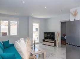 Rhea Central Luxury Apartment