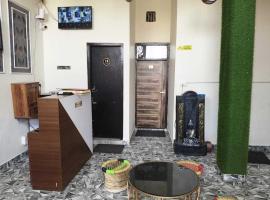 Hotel O VM Residency, hôtel à Bulandshahr