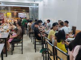 Sầm Sơn में, होटल Tùng Linh Hotel