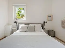 Fijersa Kali - serene seaview retreat