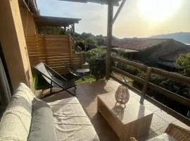 Mini-Villa with sea and mountain view, terrace, pool