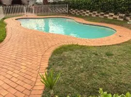Charming 2-Bedroom Apartment in Johannesburg South