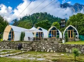 Vintage Vista Camps