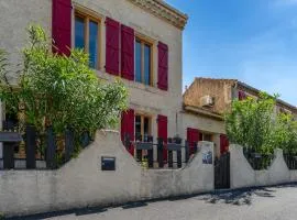 Les Acacias