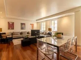 Exclusive Chiado Deluxe, elegant & spacious 3 BR