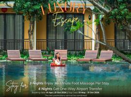 Viesnīca Ahoy Hoi An Boutique Resort & Spa pilsētā Hojana