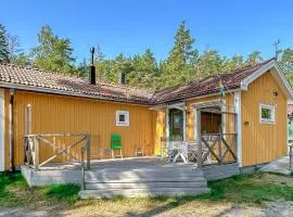 Beautiful Home In Nynäshamn With Wifi