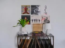 Midnight in Manhattan Vinyl Loft plus Parking
