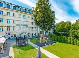 RigaApartment SoNaDA Self Check-in Aparthotel, Center, Private Parking