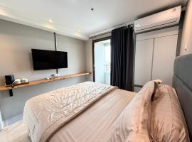 SkyBreeze Sentraland, hotel u gradu 'Medan'