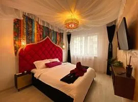 Arabian Nights Suite Romantic Moroccan Escape