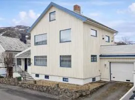 Homestay Hammerfest - Central - Lakeview
