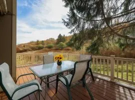 Spruce Ridge Lodge Ski, Hike & Relax
