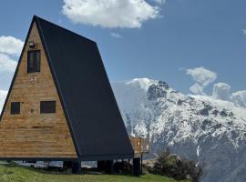 SapsanLodge, hotelli kohteessa Artabuynkʼ