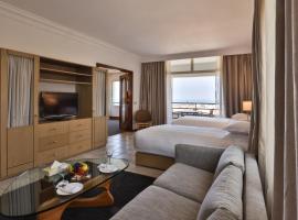 Portemilio Hotel & Resort, hotel in Jounieh