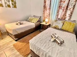 Bloomstone - 2BR Town House Aurora - Dumaguete