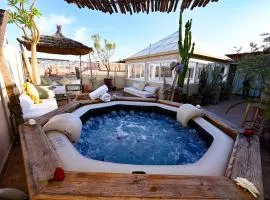 Riad MISS CARACAL Jacuzzi & Rooftop