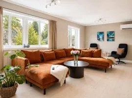Central 5 Bedroom Villa with Svolværgeita View