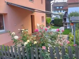 BnB LES OISEAUX, chez Lidia, 26m2 à 44m2, 2ème étage