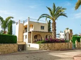 Leda Beach Villa