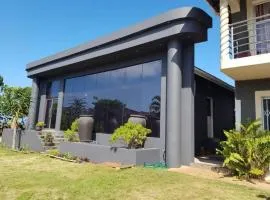 Luxer villa guesthouse
