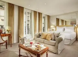 Hotel Splendide Royal Paris - Relais & Châteaux、パリにあるフォブール・サントノレ通りの周辺ホテル