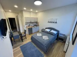 Central Cozy Stay