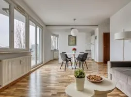 Flatbook - City Centre Lastadia Apartment with Parking