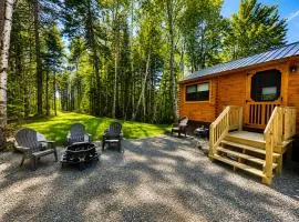 Cozy Coastal Cabin 5