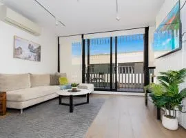 Palmerston Crescent Apartment - South Melbourne