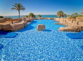Holiday World Resort, Affiliated by Melia, hotel a Benalmádena