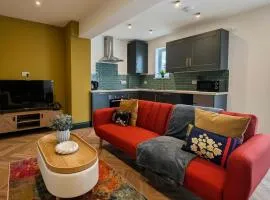 Luxury Coastal Maisonette Roof Terrace Sleeps 8