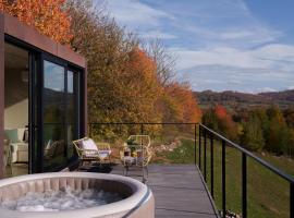 Coniferis – hotel w mieście Tomnatic