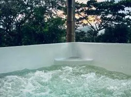 Jacuzzi - flores en la colina 2