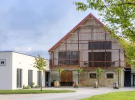 WINERY AND APARTMENTS MAROF