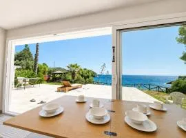 SEA La Vie Seafront Apartment, Kalogria Beach