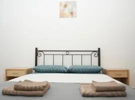 PAVLOS Apartment in Katerini Parking