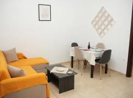 PAVLOS Apartment in Katerini Parking