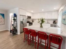 Modern 2 Bedroom Townhome in Palos Verdes