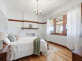 Spacious Stay in New Norfolk